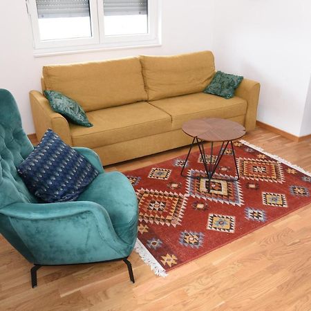 Avenija Oaza Apartment Нови Сад Екстериор снимка