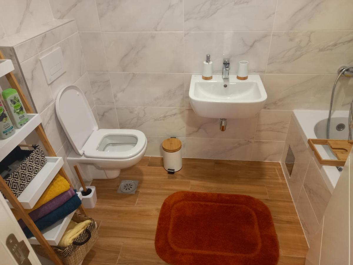 Avenija Oaza Apartment Нови Сад Екстериор снимка